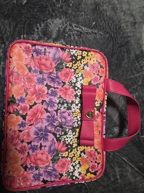 Betsey Johnson Pink Floral Cosmetic Case